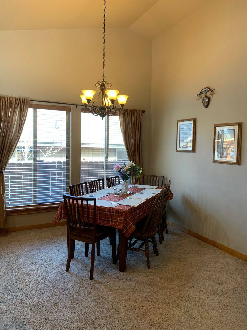 2575 NE Jones Rd, Bend, OR 97701 - House for Rent - Image 6