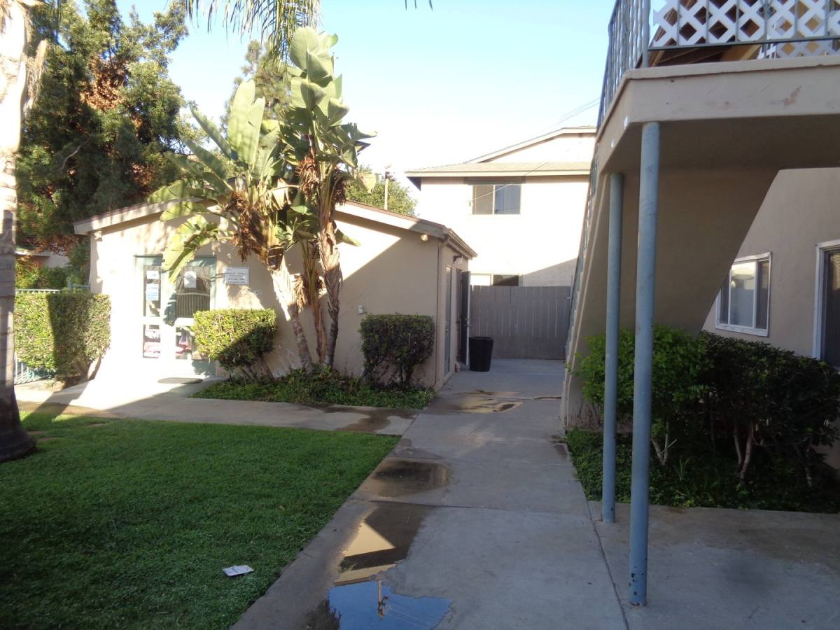573-579 Flower St, Chula Vista, CA 91910 - Apartment for Rent - Image 10
