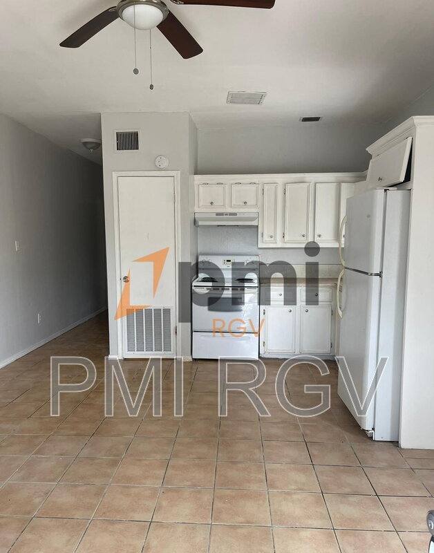 919 E Van Week St #1, Edinburg, TX 78541 - Apartment for Rent - Image 2
