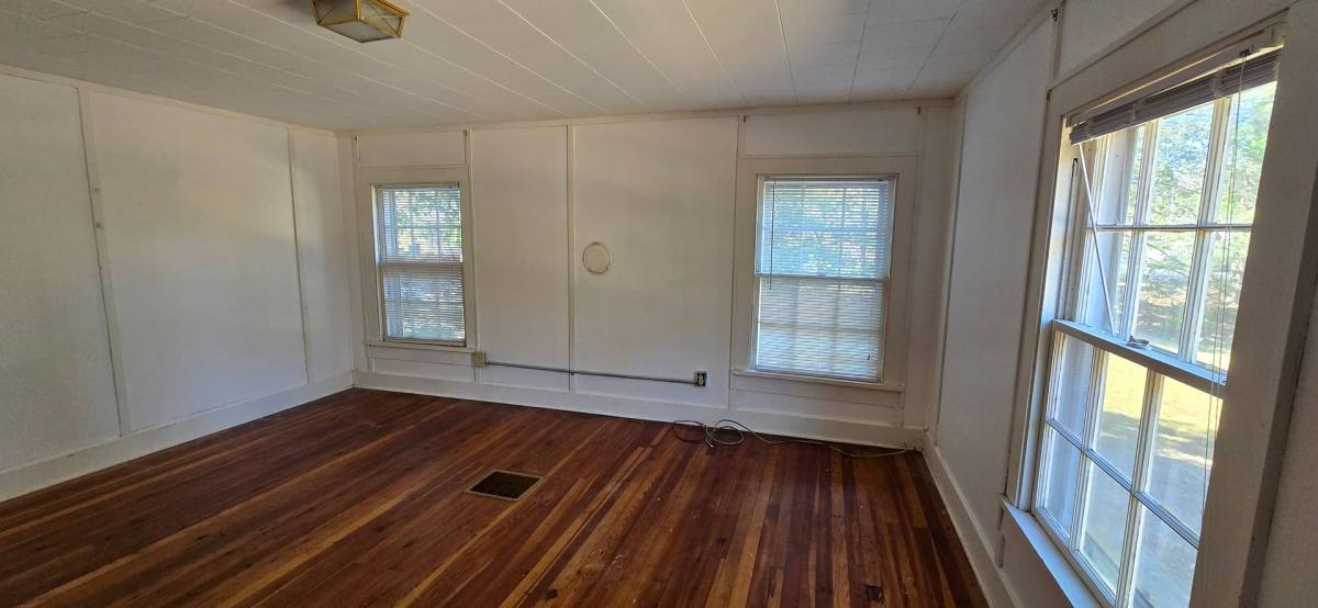 1981 Baton School Rd, Lenoir, NC 28645 - House for Rent - Image 10