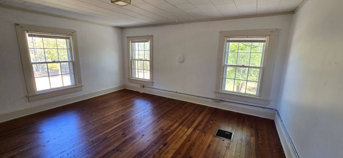 1981 Baton School Rd, Lenoir, NC 28645 - House for Rent - Image 8