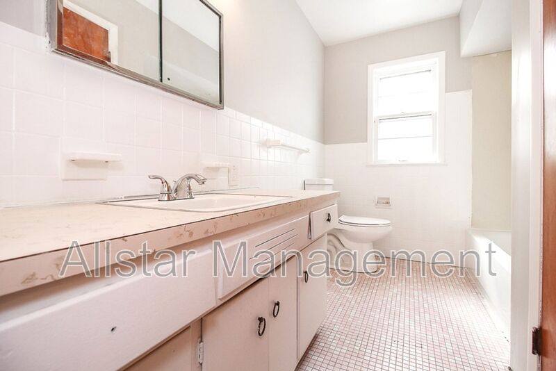 4801 E 84 St, Upstairs Unit, Garfield Heights, OH 44125 - Apartment for Rent - Image 9