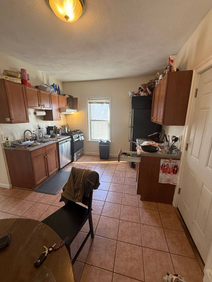 34 Pratt St #2A, Allston, MA 02134 - Apartment for Rent - Image 2