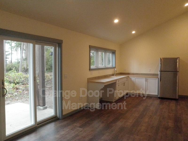 Apartment for rent at 7013 Stanich Ave #C, Gig Harbor, WA 98335