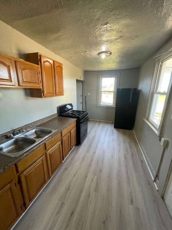 902 Union Ave, McKeesport, PA 15132 - House for Rent - Image 5