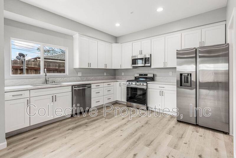 Townhouse for rent at 2086 Kearney Ave #1, San Diego, CA 92113