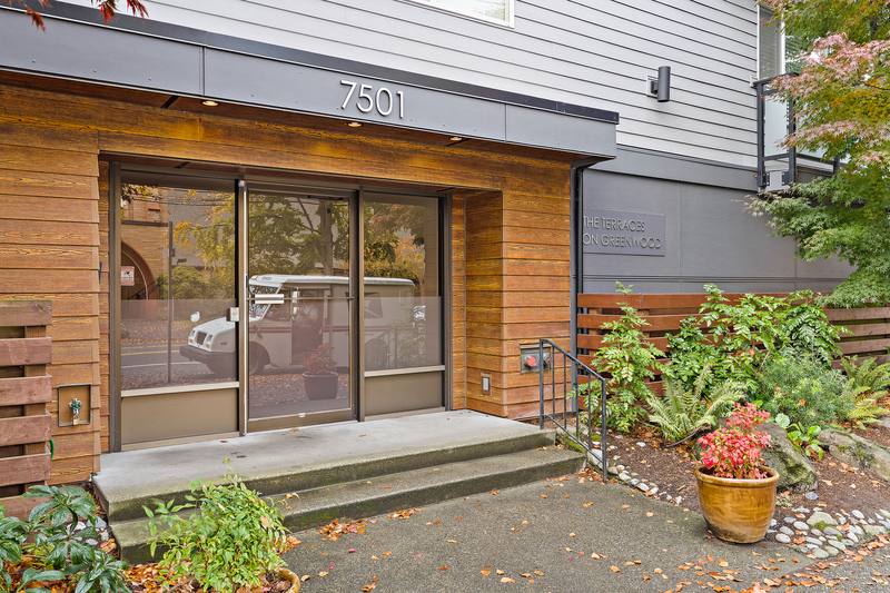 7501 Greenwood Ave N #204, Seattle, WA 98103 - Condo for Rent - Image 3