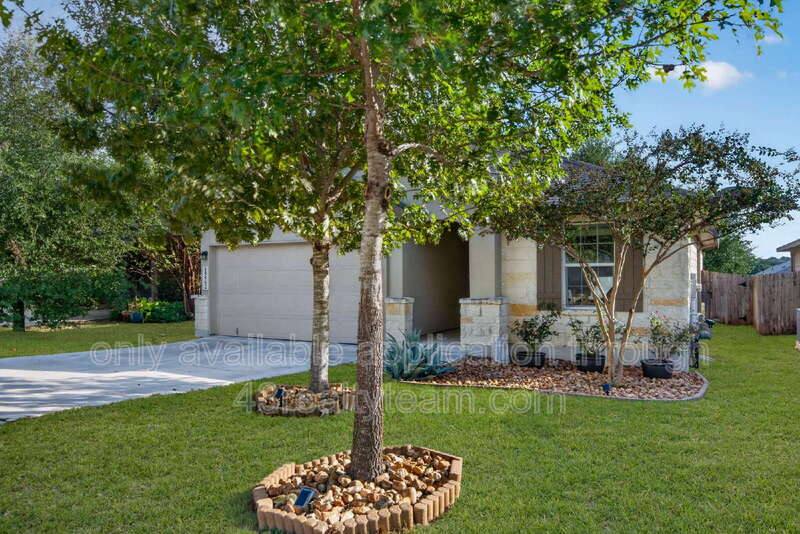 15562 Gray Catbird, San Antonio, TX 78253 - House for Rent - Image 4