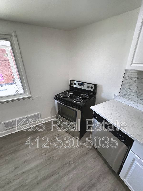 154 Monastery Place #1, Pittsburgh, PA 15203 - Apartment for Rent - Image 2