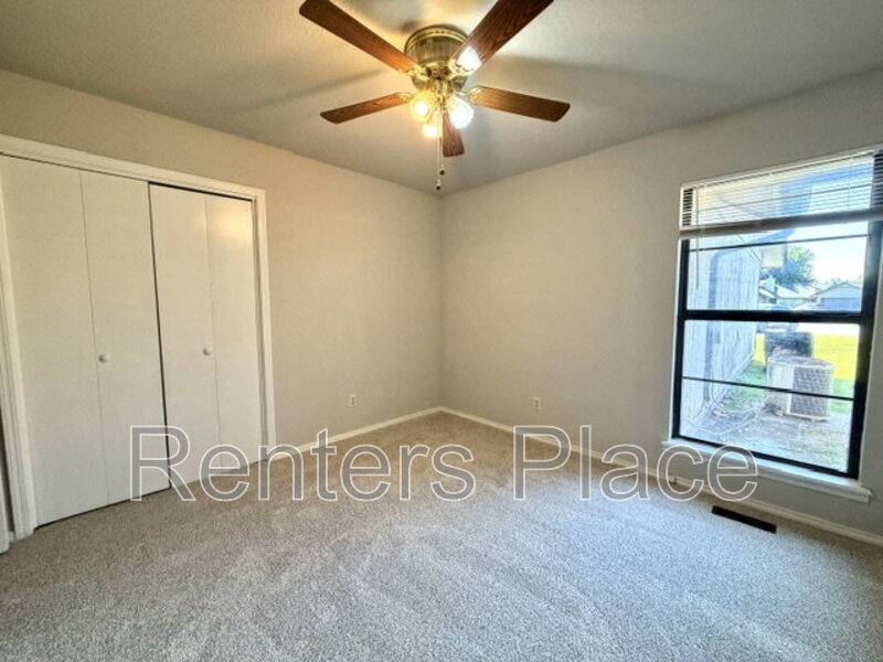 1525 E 73rd Place, Tulsa, OK 74136 - House for Rent - Image 9