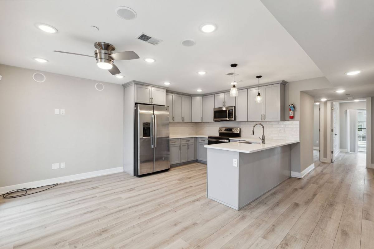 Apartment for rent at 2408 N Mascher St, Philadelphia, PA 19133