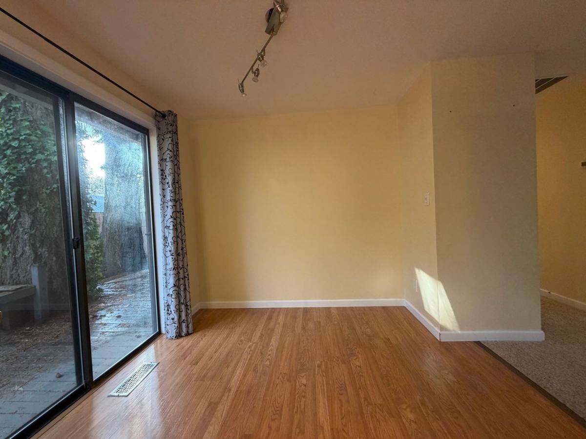 623 NE 172nd Ave, Portland, OR 97230 - House for Rent - Image 6