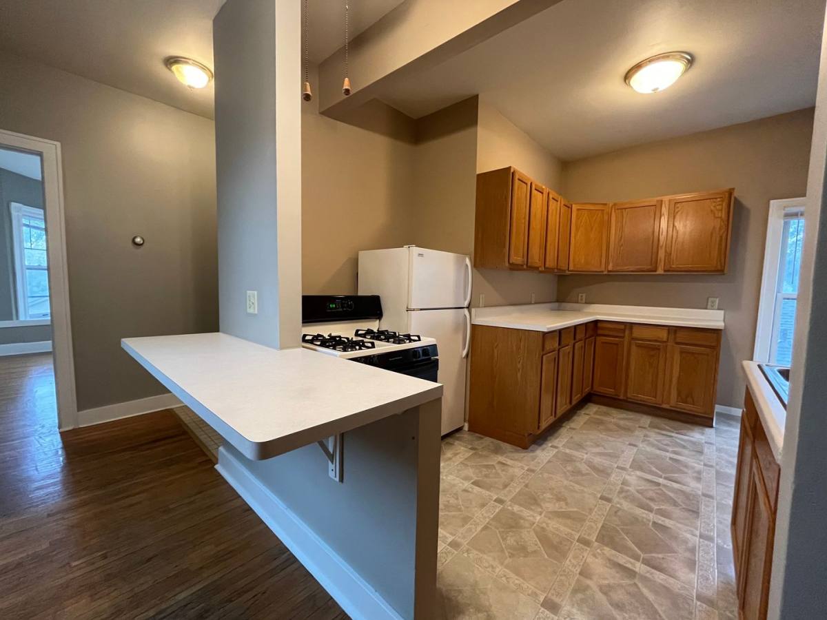 504 Belvidere St E #2, St. Paul, MN 55107 - Townhouse for Rent - Image 5