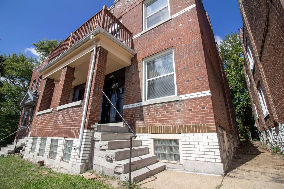 2839 - 2841 Miami, St. Louis, MO 63118 - Townhouse for Rent - Image 1