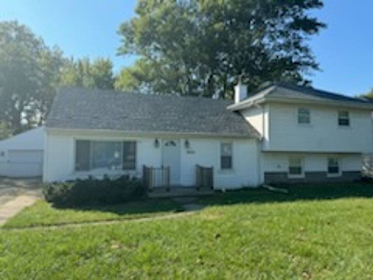 3652 Colfax St, Gary, IN 46408 - House for Rent - Image 1