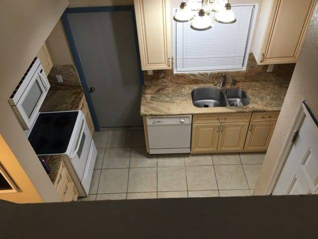 12414 Touchton Dr #97, Tampa, FL 33617 - Townhouse for Rent - Image 9