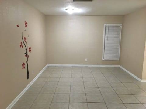 12414 Touchton Dr #97, Tampa, FL 33617 - Townhouse for Rent - Image 2