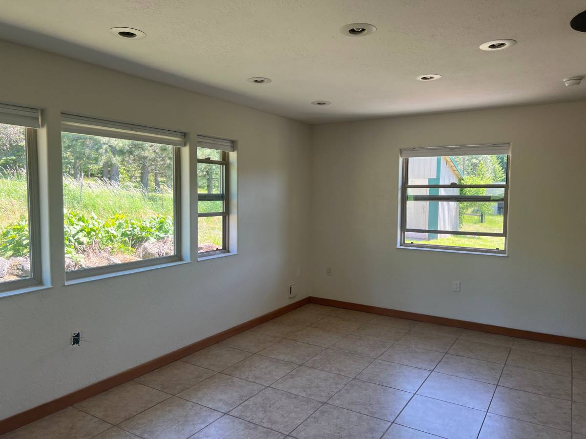 House for rent at 8 Needham Rd #3, White Salmon, WA 98672