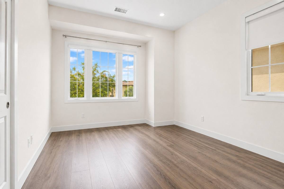 57 Pulsar, Irvine, CA 92618 - House for Rent - Image 10