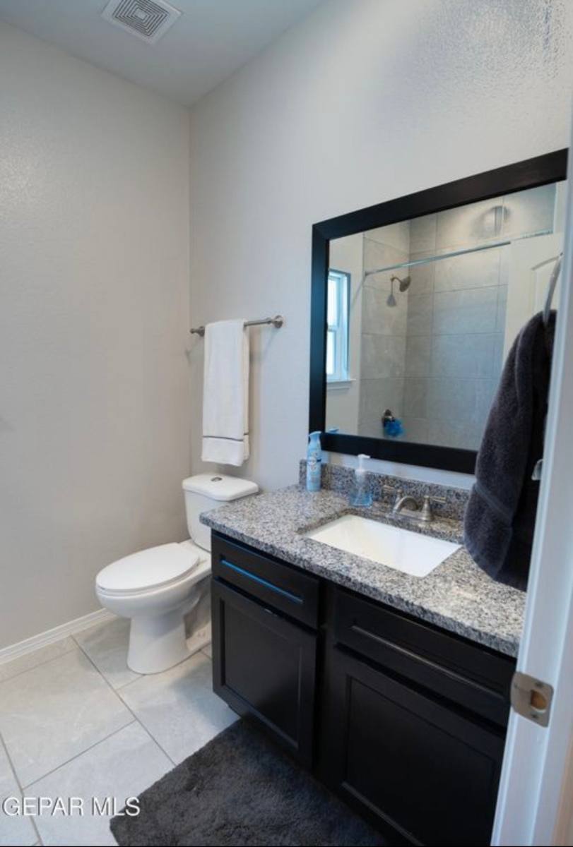 1677 Asbury St, El Paso, TX 79928 - House for Rent - Image 8