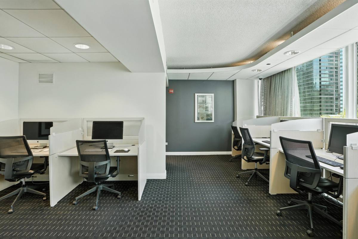 279 E Ontario St #402, Chicago, IL 60611 - Apartment for Rent - Image 9