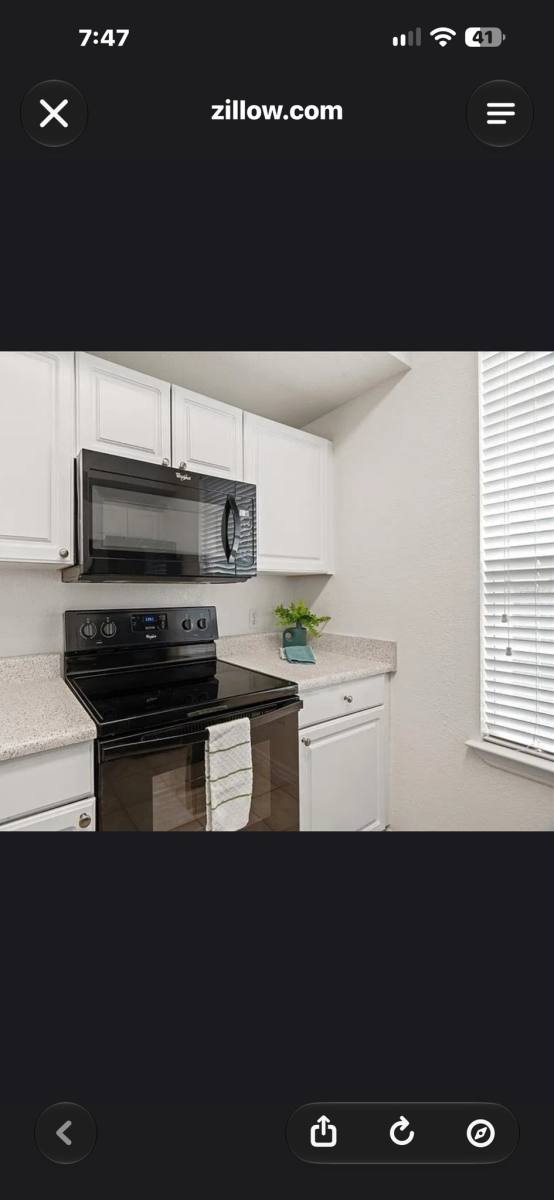5561 Rosehill Rd, Sarasota, FL 34233 - Condo for Rent - Image 5