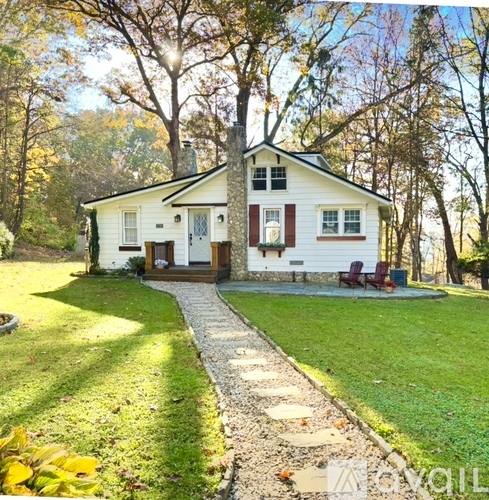 45 Greenwich Dr, Southbury, CT 06488 - House for Rent