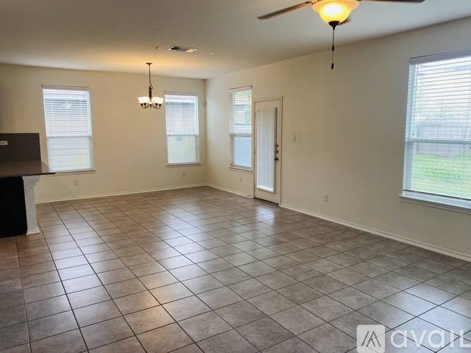 2036 Brandywine Dr, New Braunfels, TX 78130 - House for Rent - Image 7