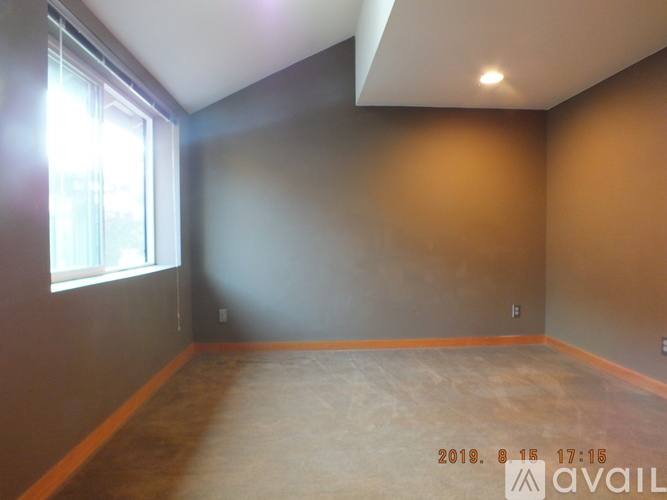 1508 N 80th St #B, Seattle, WA 98103 - Townhouse for Rent - Image 5