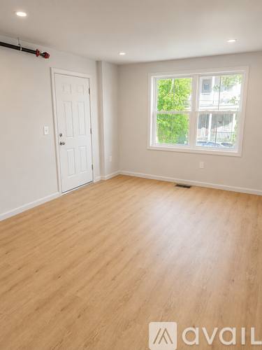 134 Florence St #1, Providence, RI 02909 - Apartment for Rent - Image 4