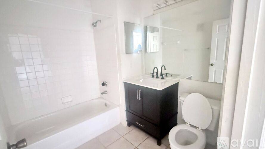 8813 Latrec Ave #305, Orlando, FL 32819 - Condo for Rent - Image 4