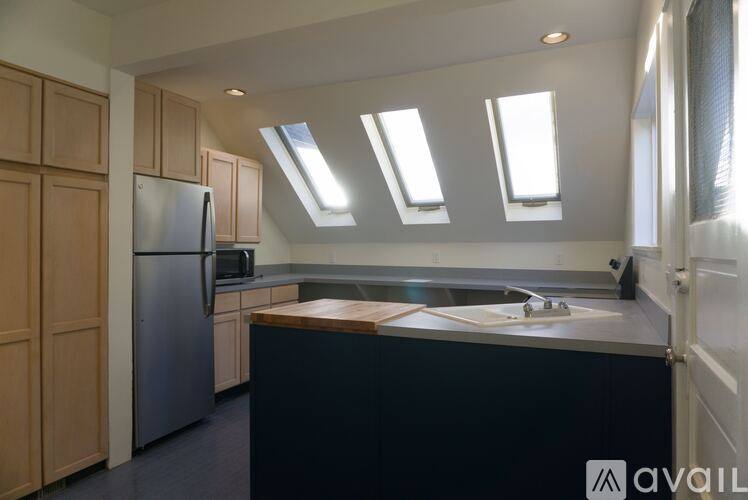 House for rent at 1830 1/2 N 54th St, Seattle, WA 98103