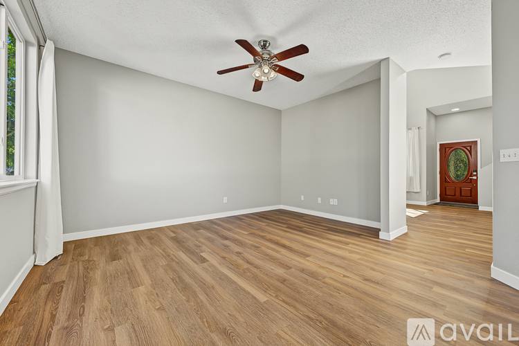 15815 E 97th Ave, Commerce City, CO 80022 - House for Rent - Image 8