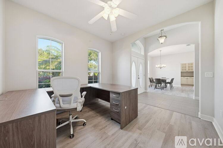 3804 Bayshore Circle, Tavares, FL 32778 - House for Rent - Image 4