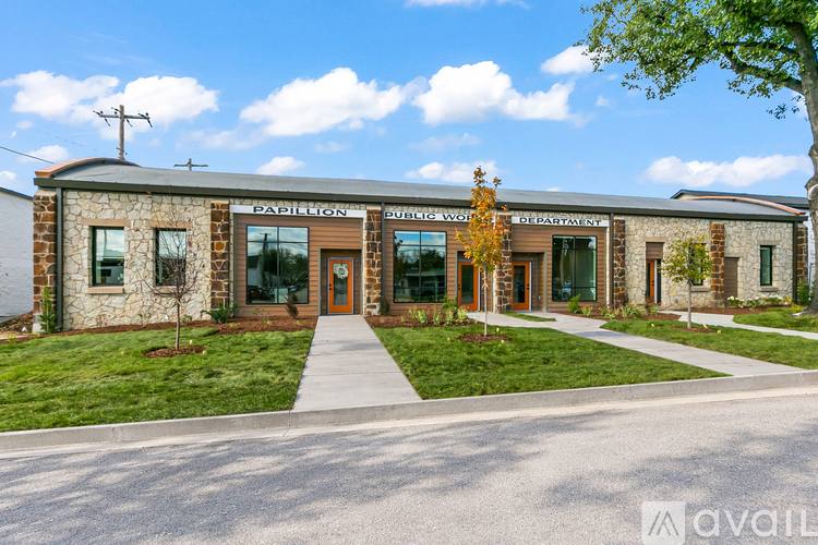 Townhouse for rent at 206 N Adams St, Papillion, NE 68046