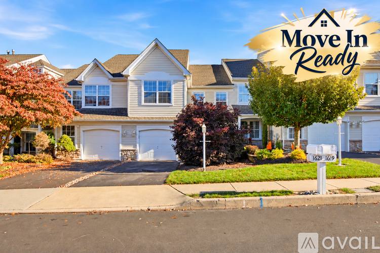 Townhouse for rent at 1621 Rockcress Dr, Jamison, PA 18929
