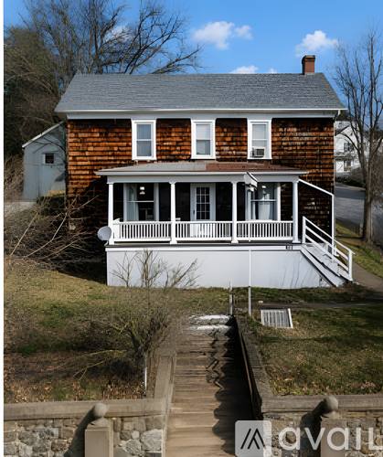 Apartment for rent at 401 W Potomac St #1, Brunswick, MD 21716