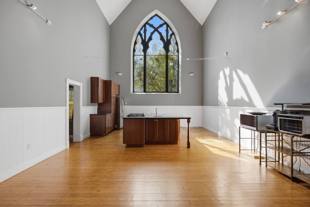 62 Estes St #2, Lynn, MA 01902 - Townhouse for Rent - Image 10