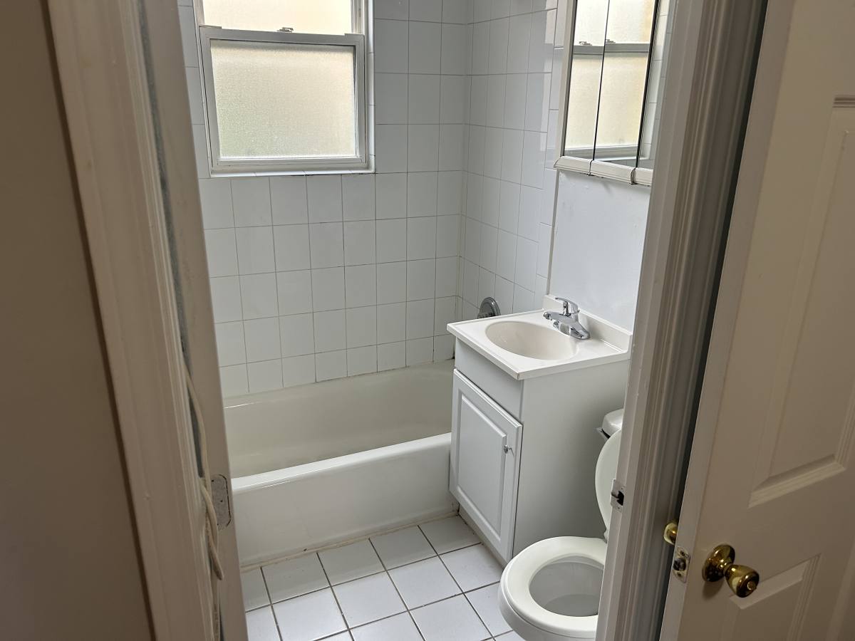 910 W Dakin St #914-214, Chicago, IL 60613 - Apartment for Rent - Image 7