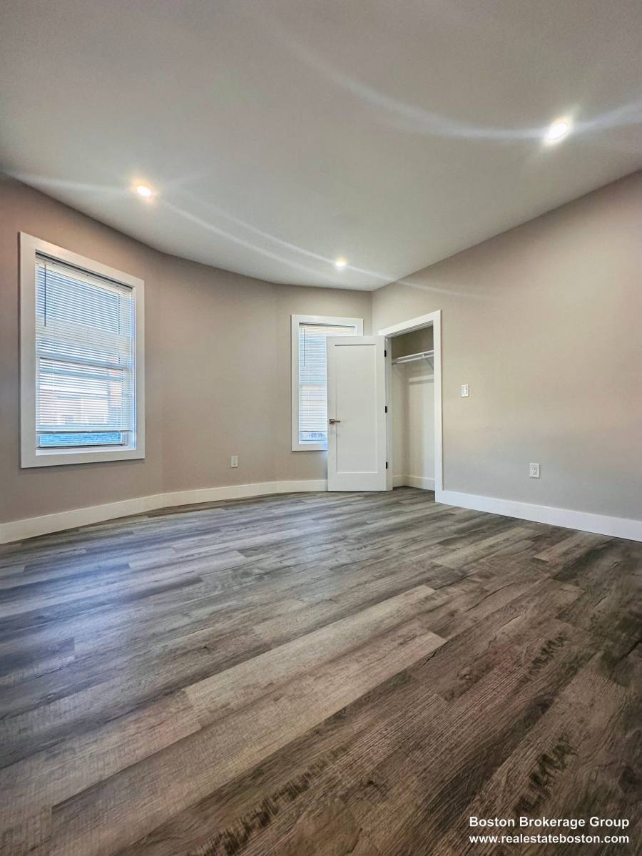 25 Harbor View St #3, Dorchester, MA 02125 - Apartment for Rent - Image 5
