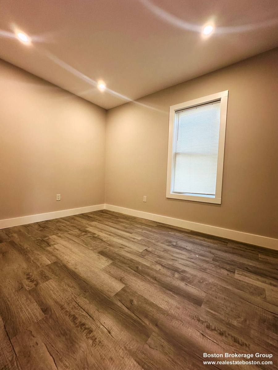 25 Harbor View St #3, Dorchester, MA 02125 - Apartment for Rent - Image 6