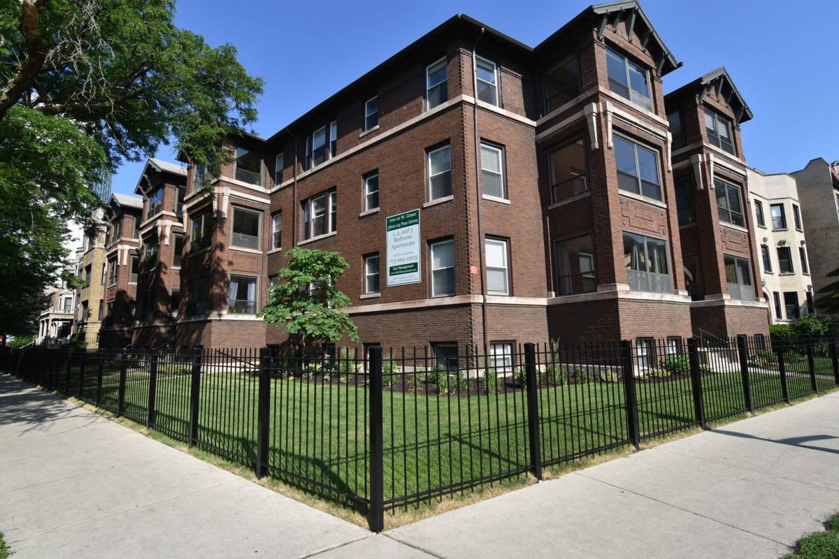 706 W Grace St, Garden Level, Chicago, IL 60613 - Apartment for Rent - Image 3