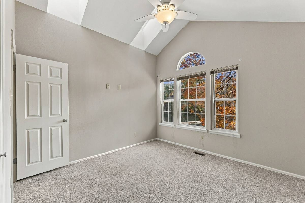 1239 S Flower Circle #B, Lakewood, CO 80232 - Apartment for Rent - Image 10