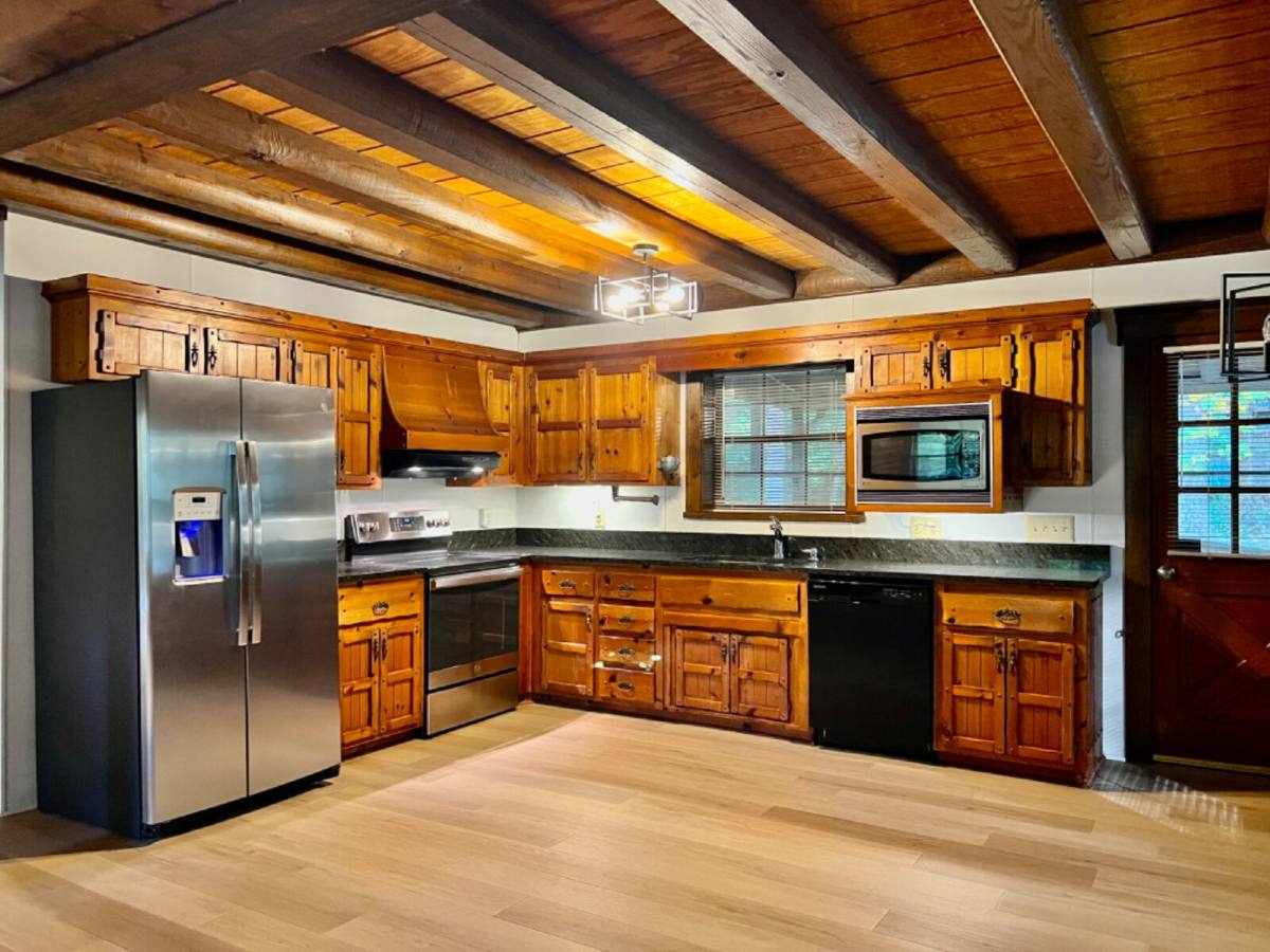 6808 Linda Lake Dr, Charlotte, NC 28215 - House for Rent - Image 7