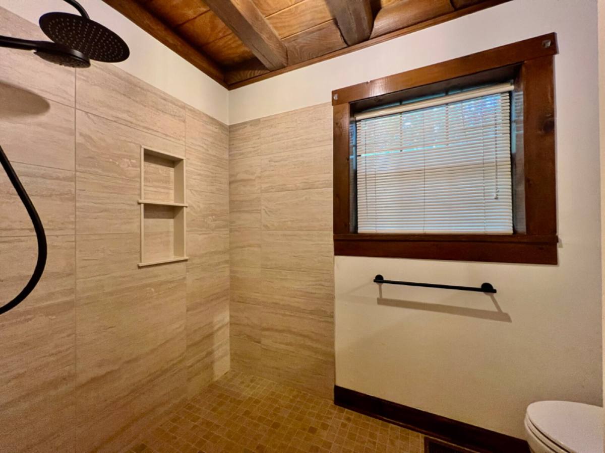 6808 Linda Lake Dr, Charlotte, NC 28215 - House for Rent - Image 15
