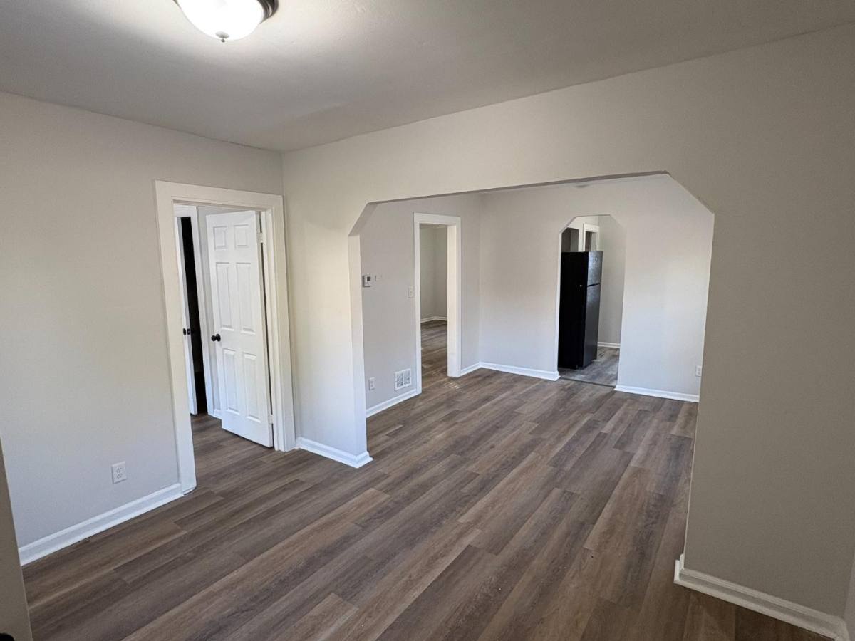 8024 Cler Ave, St. Louis, MO 63114 - House for Rent - Image 5