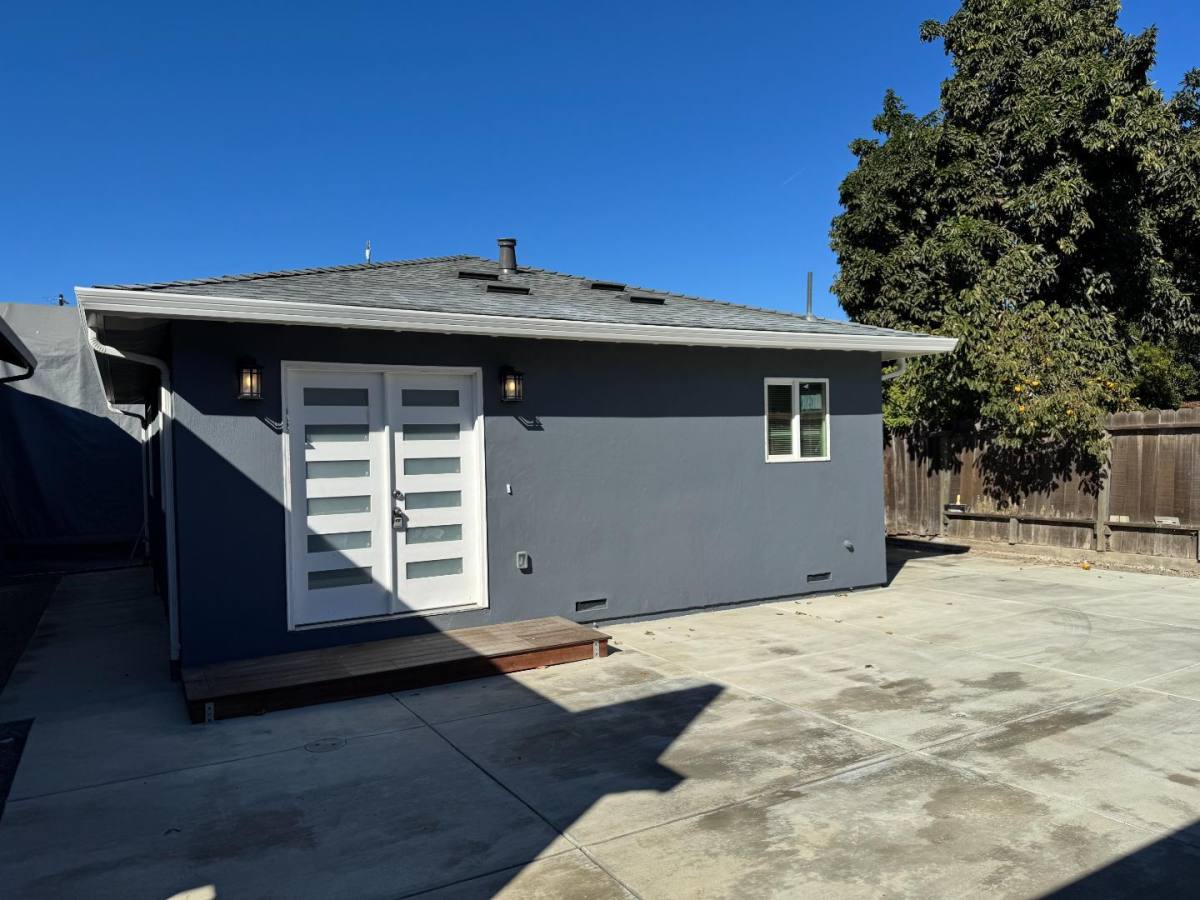 House for rent at 517 Madera Ave #2, San Jose, CA 95112