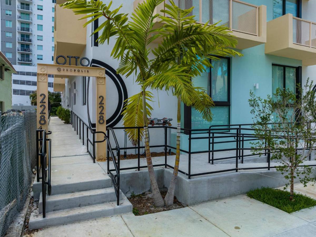228 NW 7th Ave #32A, Miami, FL 33128 - Apartment for Rent - Image 16