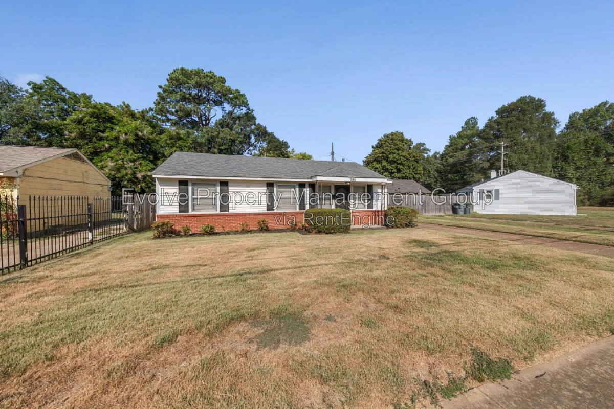 995 Avon Rd, Memphis, TN 38122 - House for Rent - Image 2