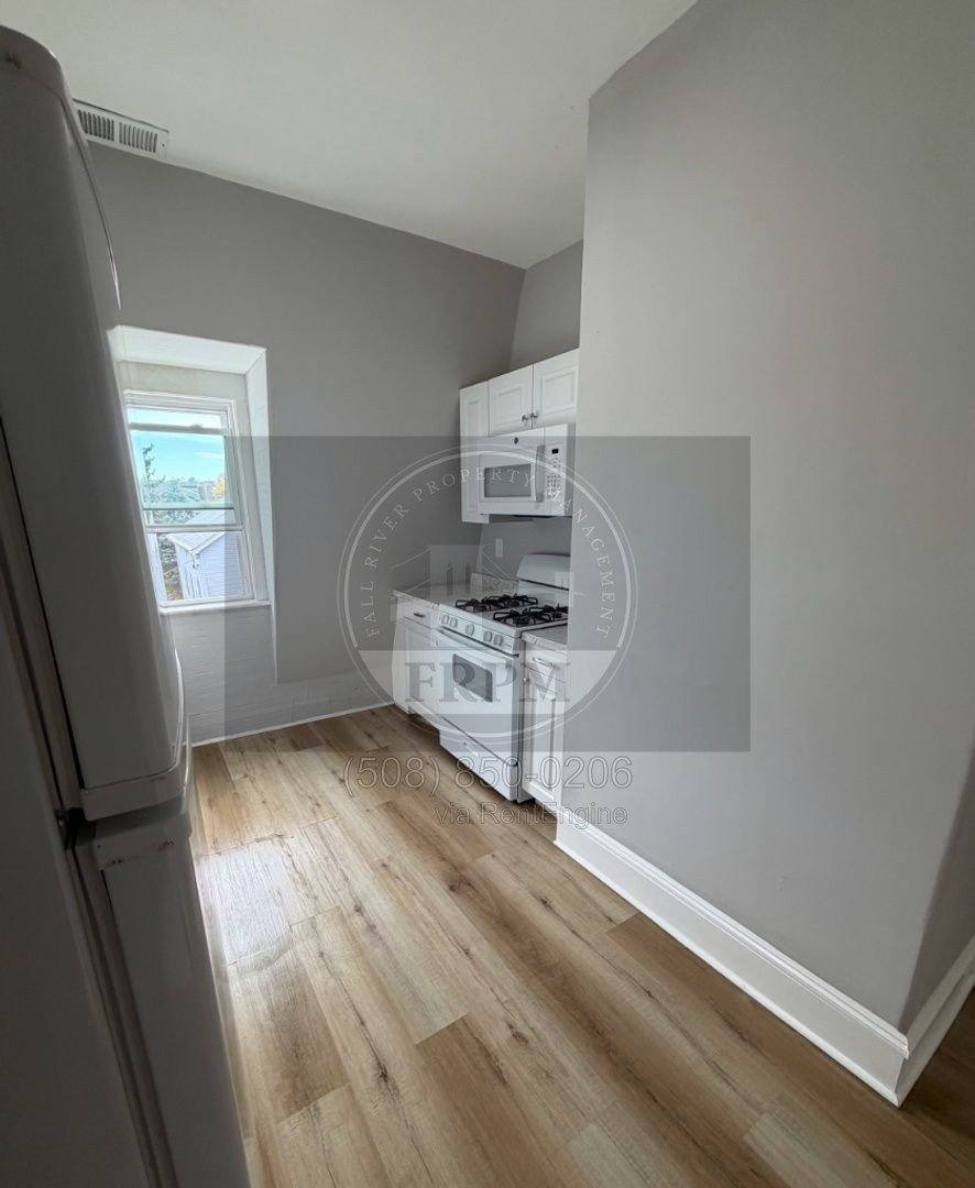 108 Cherry St #4, Fall River, MA 02720 - Apartment for Rent - Image 3